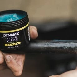 Dynamic Graisse Lubrifiante Universelle Premium 150g -Nettoyage et entretien Soldes DY 024 Dynamic allround grease premium use