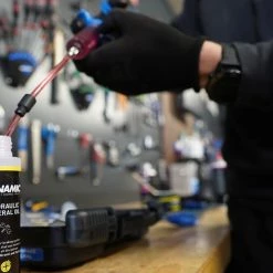 Dynamic Huile Minérale Hydraulique 100ml 9 Dynamic Huile Minérale Hydraulique 100ml -Nettoyage et entretien Soldes DY 050 Dynamic Hydraulic Mineral Oil 2371