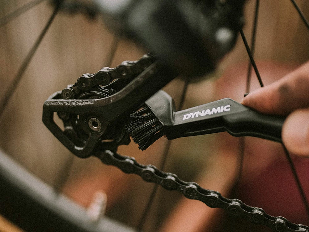 Dynamic Brosse De Nettoyage Drivetrain Detailing 2 Dynamic Brosse De Nettoyage Drivetrain Detailing – Image 2