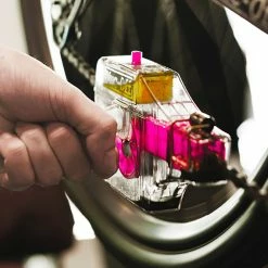 Muc-Off X-3 Dirty Chain Machine Nettoyeur De Chaîne -Nettoyage et entretien Soldes Muc Off X 3 Dirty Chain Machine 277 X3 5